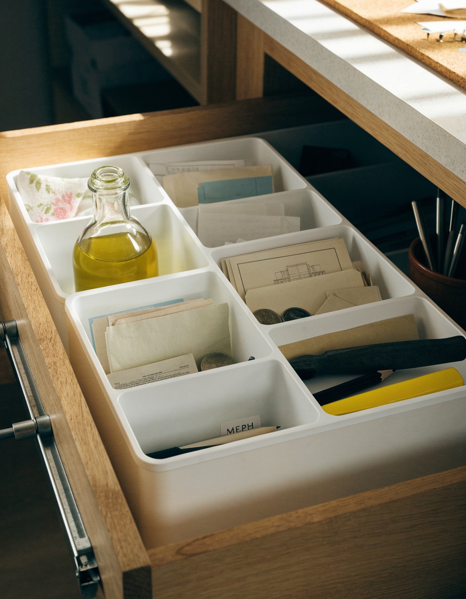 Illustrative visual for Madesmart Junk Drawer Organizer 2, White