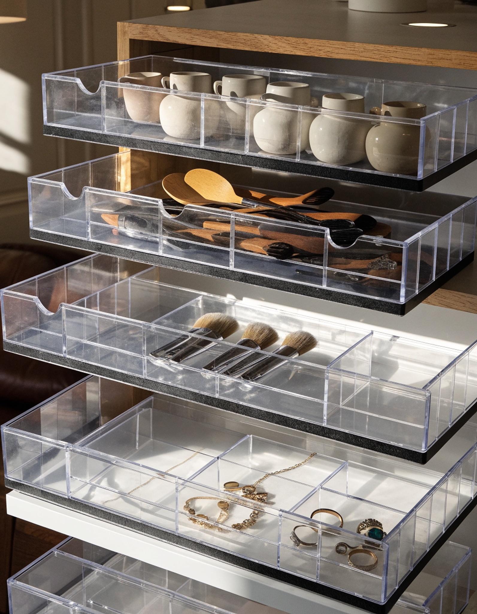 Illustrative visual for 6 Pack Large Clear Plastic Drawer Organizer Trays, Acrylic Kitchen Drawer Organization and Storage Dividers, Non-Slip Storage Bins for Makeup, Kitchen Utensils, Bathroom, Jewelries and Office Desk