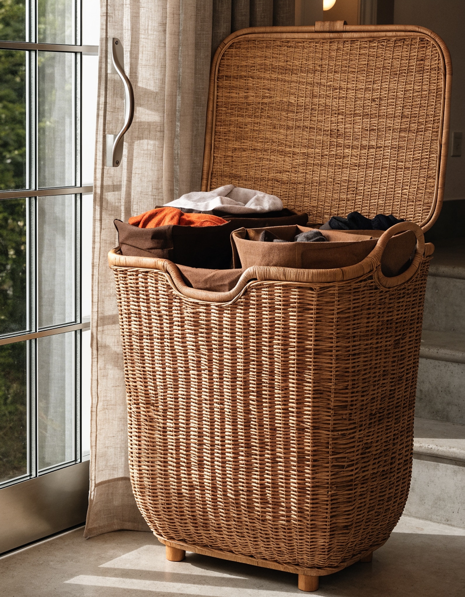 Illustrative visual for Laundry Hamper with 3 Removable Liner Bags; 132L Handwoven Rattan Laundry Basket with Lid & Heightened Feet; Clothes Hamper with Side Handles; Laundry Sorter with 3 Separate Sections (Brown)