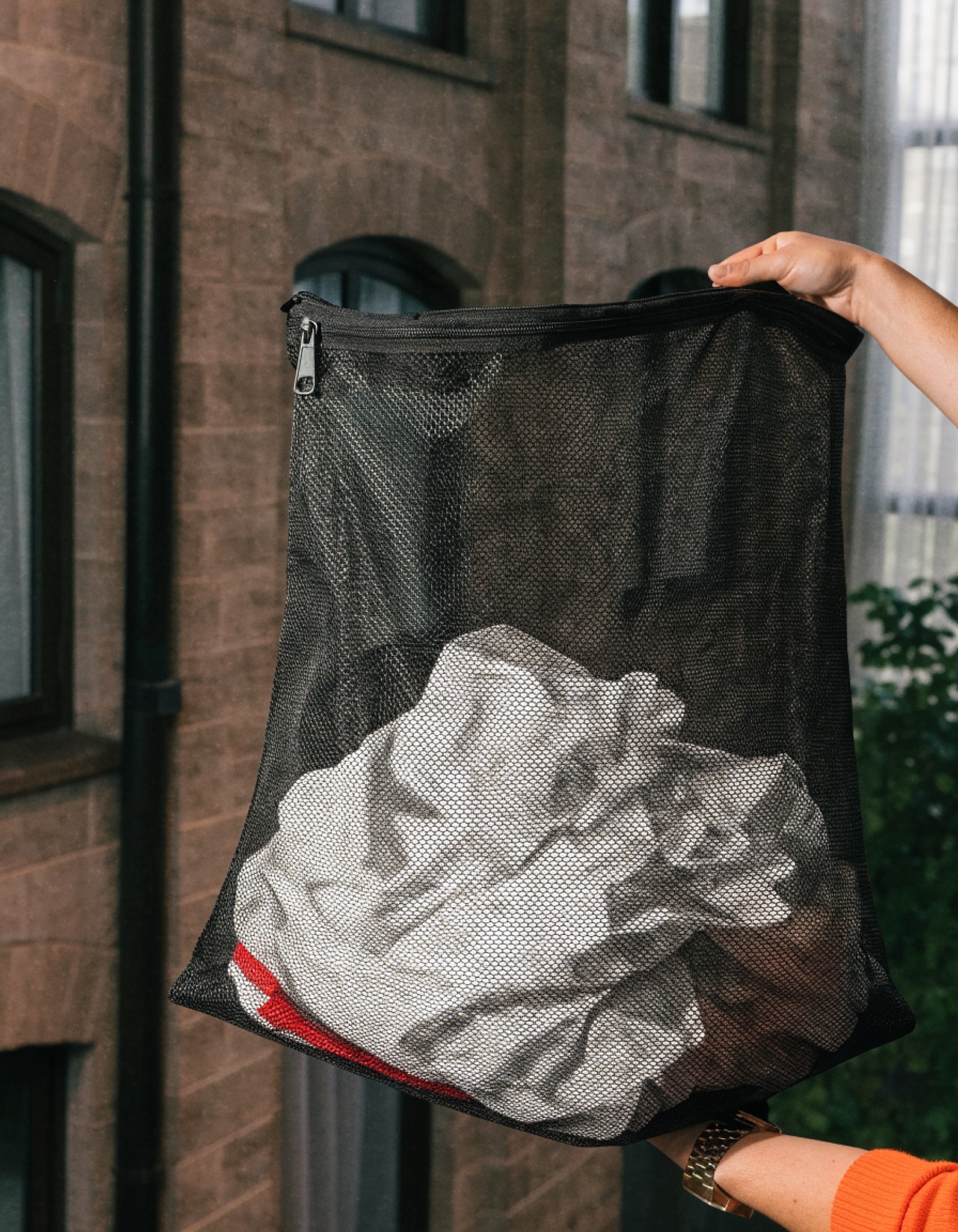 Illustrative visual for Meister Athlete Wash Bag - Mesh Sports Laundry Bag w/Zipper Lock - Black