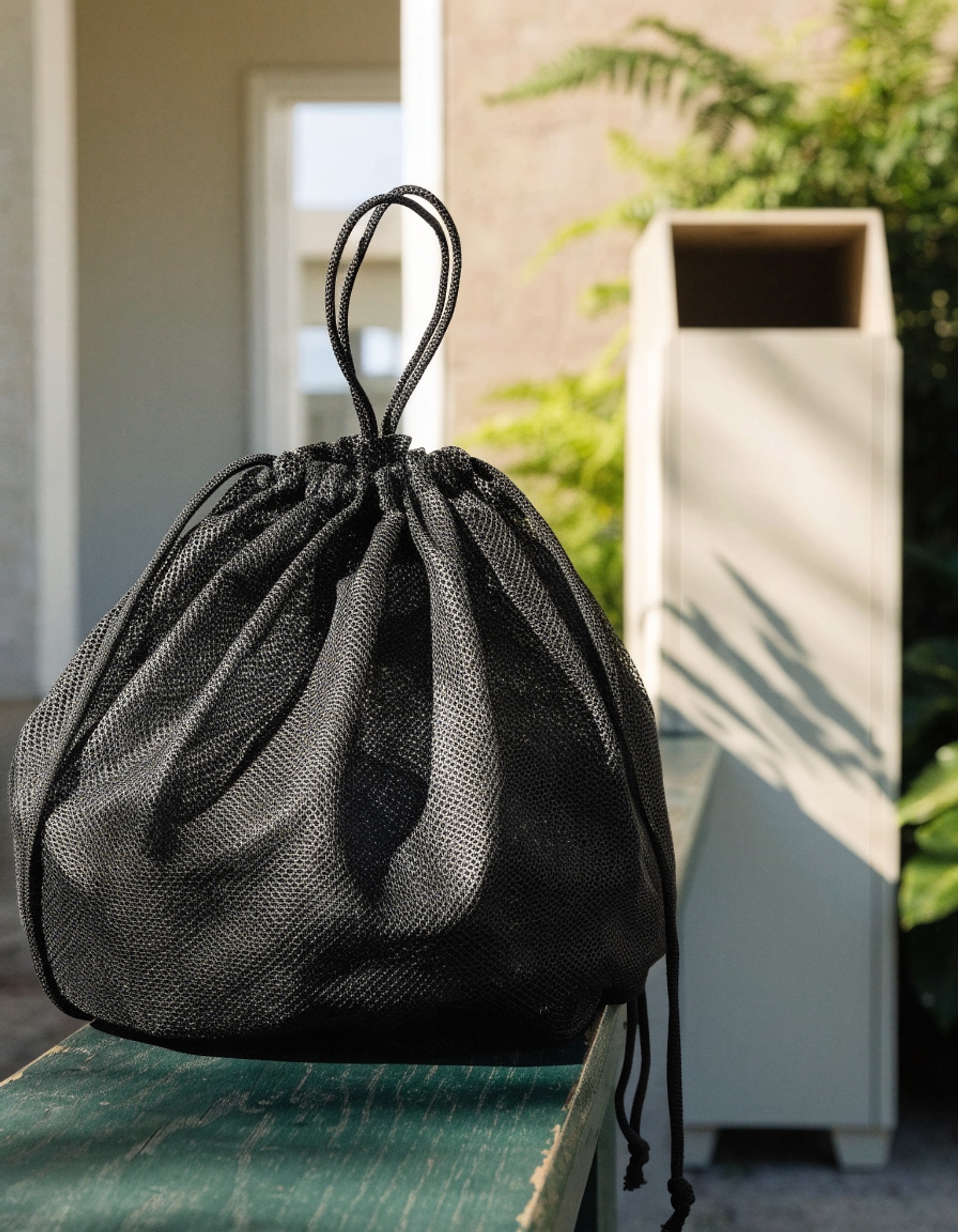 Illustrative visual for Large Mesh Laundry Bag with Drawstring, 58x91cm, Extra Large Heavy Duty Delicates Bag for Travel, College Dorm, Apartment, Family, Camp(Black)